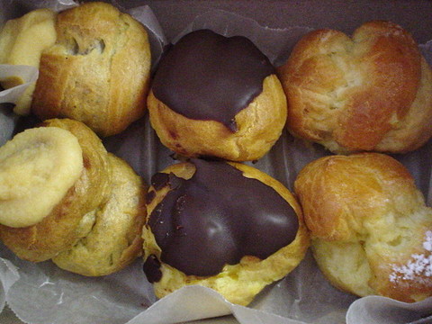 cream puffs