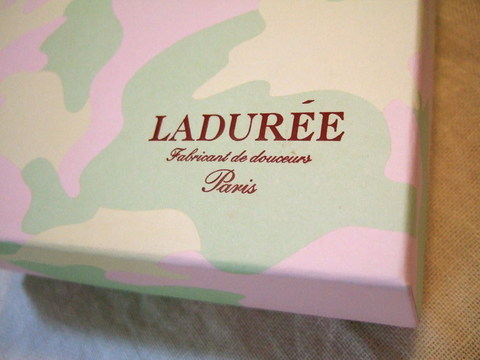 macaron box